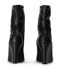 Diplo Black Venezia Ankle Boots -Tony Bianco Sales diplo black venezia ankle boots 1288 4