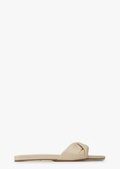 Echo Vanilla Nappa Flats